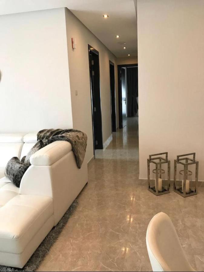 Alamaken Residence Al Hidd Exterior foto